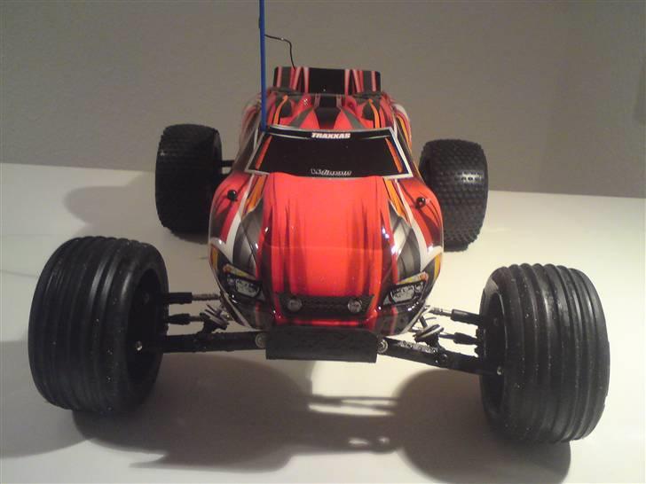 Bil Rustler Vxl billede 2