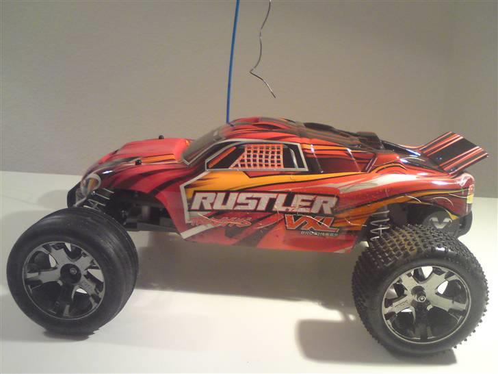 Bil Rustler Vxl billede 3