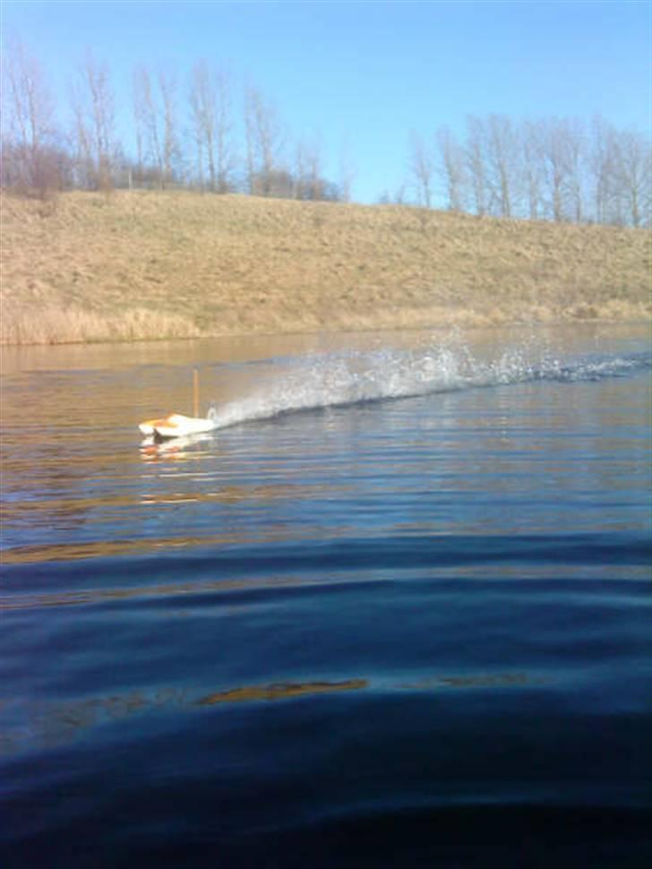 Båd power cat billede 8