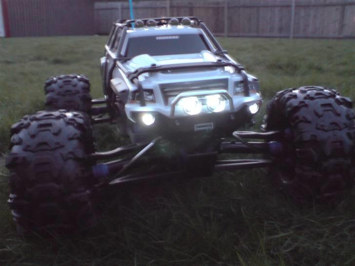 Off-Roader Traxxas Summit billede 4