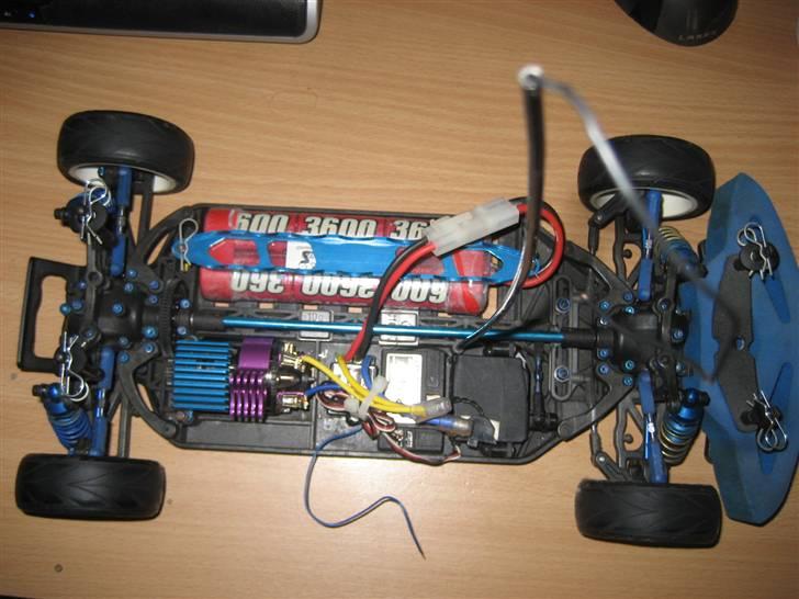 Bil Team Associated TC3 Solgt billede 10