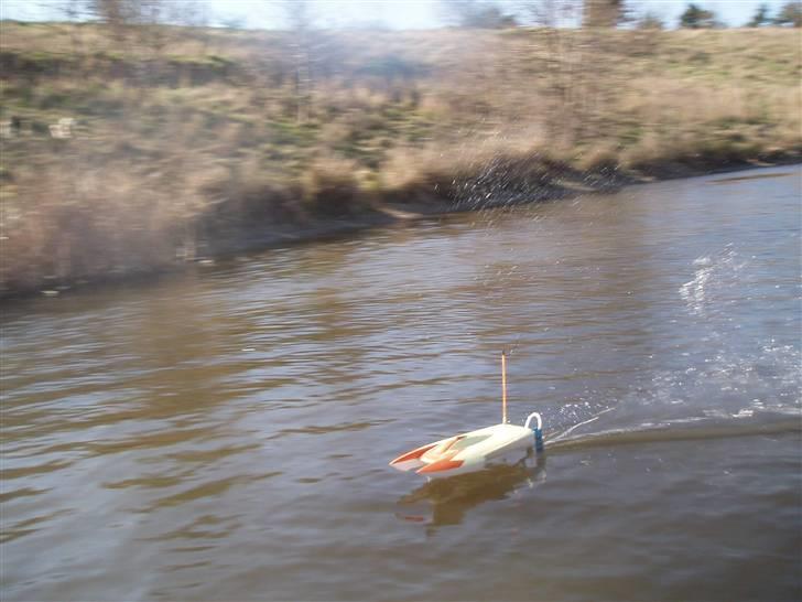 Båd power cat billede 16