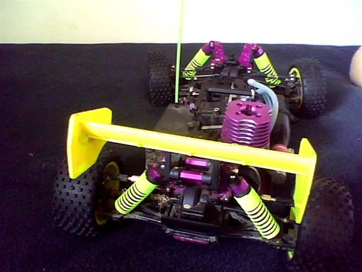 Buggy Atomic Warhead billede 5