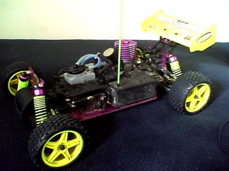 Buggy Atomic Warhead billede 9
