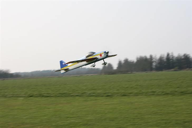 Fly               Sixshooter  billede 6