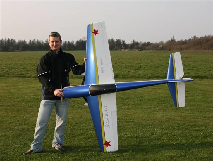 Fly               Sixshooter  billede 13