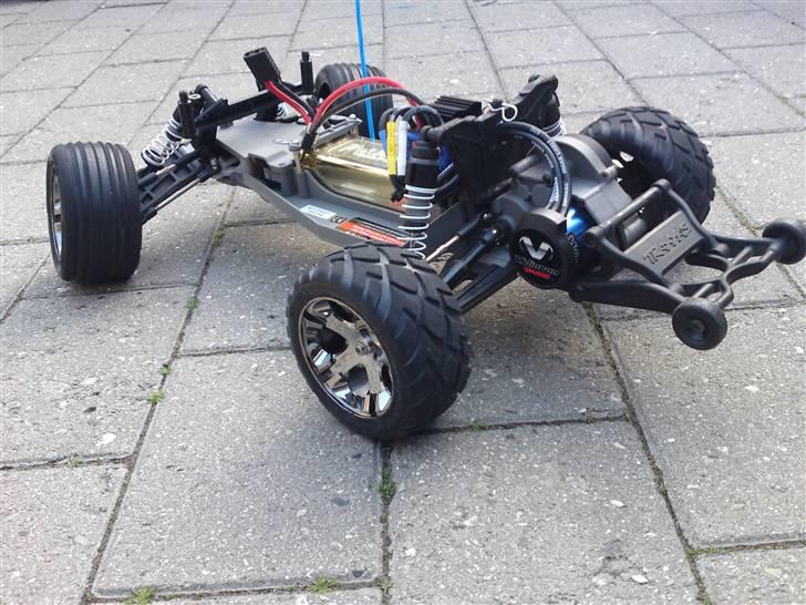 Off-Roader Rustler VXL solgt  billede 2