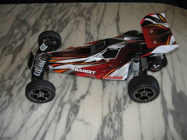 Buggy Traxxas Bandit VXL - Fik den lige pakket ud .. Så ville lige tage et par pic :P billede 1