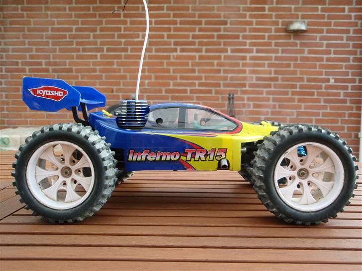 Buggy Kyosho Inferno TR15 billede 1