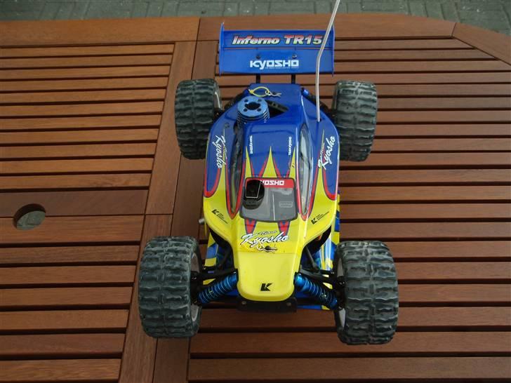 Buggy Kyosho Inferno TR15 billede 4