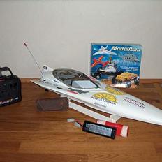 Båd b-24 Fra Grupner