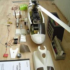 Helikopter Agusta A109 Power