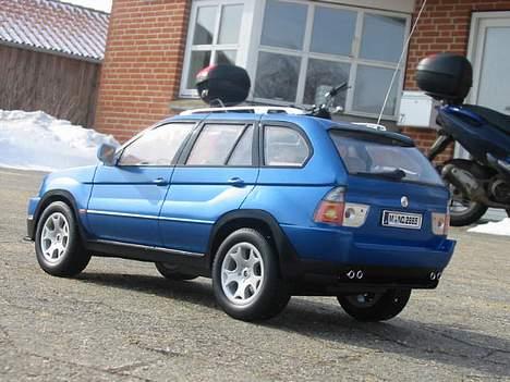 Bil BMW X5 1:8 billede 6