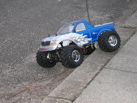 Bil Stadium Raider - Min TL-01 med hjul fra en wild willy billede 3