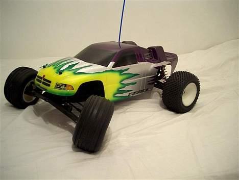 Bil Team Associated T3 Team billede 1