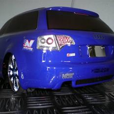 Bil Audi RS4 Avant (HBX 1:10) Solgt