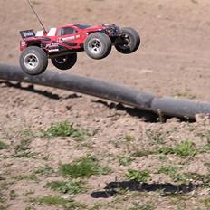 Off-Roader HPI E-Firestorm 10T Flux