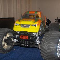 Off-Roader Cen Genesis GST 7.7 SOLGT