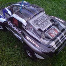 Truck Traxxas Slash - Solgt!