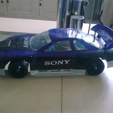 Bil HBX NISSAN