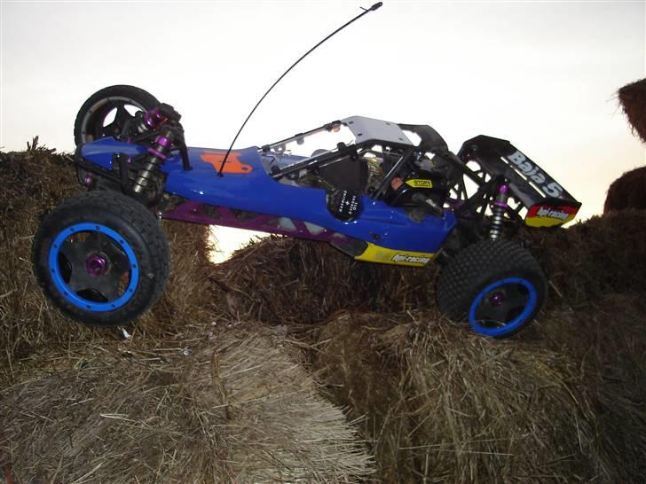 Buggy Baja 5B - sådan kom den til og se ud :) billede 11