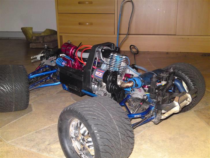 Truck Traxxas Revo 3,3 billede 20