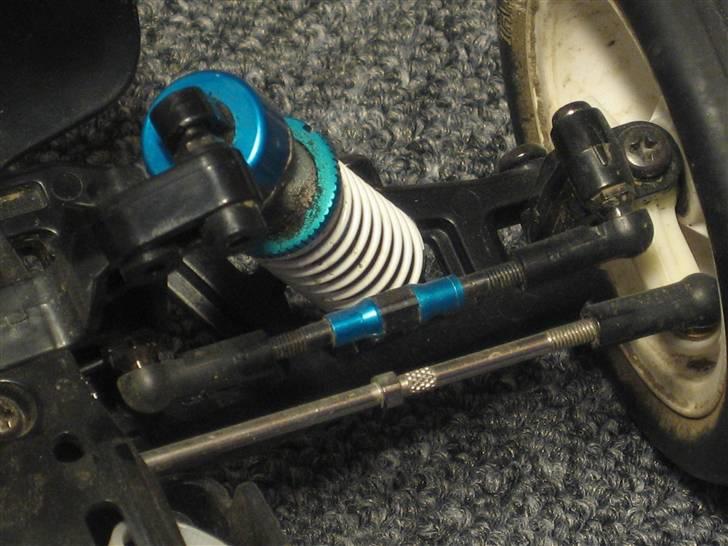 Buggy tamiya dt 02 (solgt) - lækkert justerbart hjulophæng billede 4