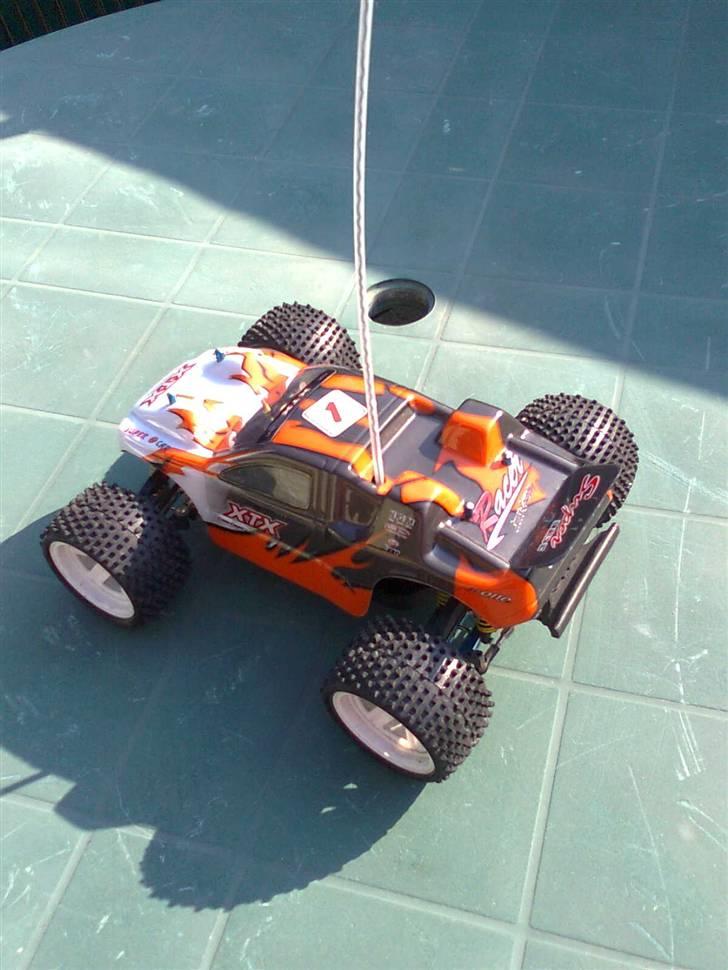 Bil HBX TRUGGY 1-18 billede 6