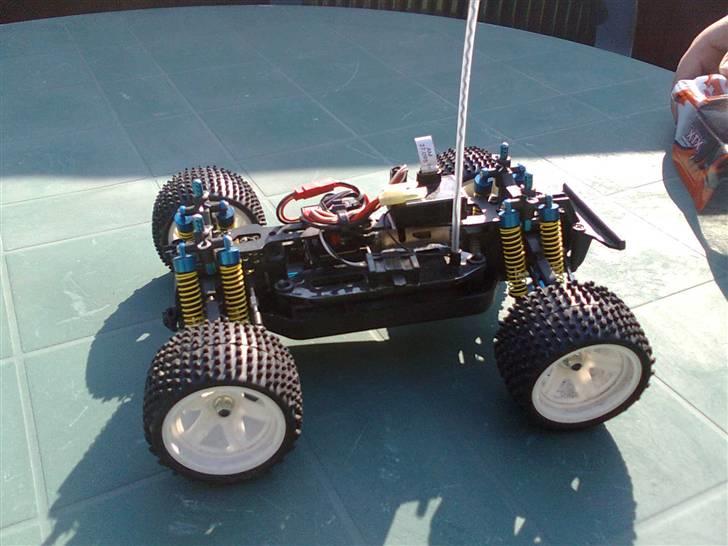 Bil HBX TRUGGY 1-18 billede 8