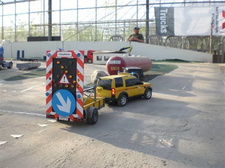 Bil | Dansk autohjælp Rover - Afspærring ved ulykke! Bil ramt benzintank! billede 10