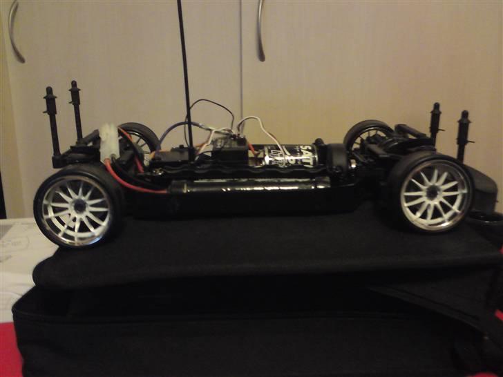 Bil HPI E10 Skyline Blitz billede 14