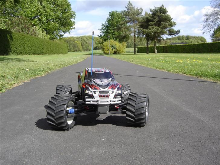 Off-Roader Traxxas E-Maxx - Så dan så den ud før billede 6