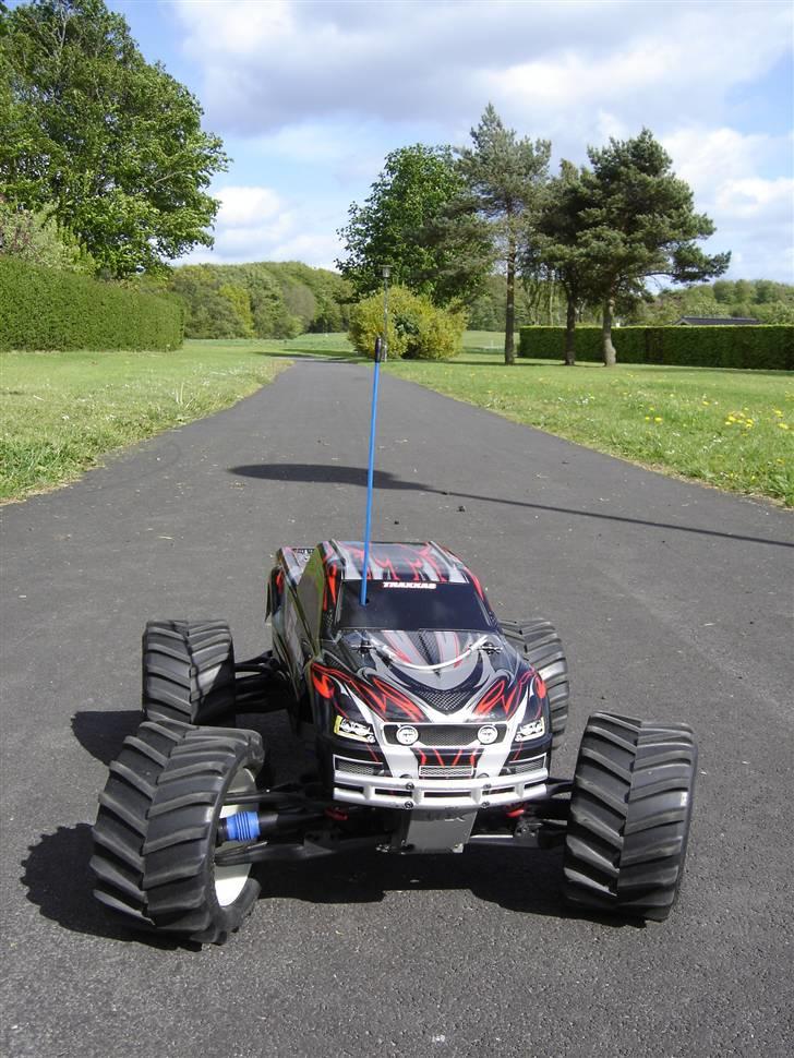 Off-Roader Traxxas E-Maxx billede 7