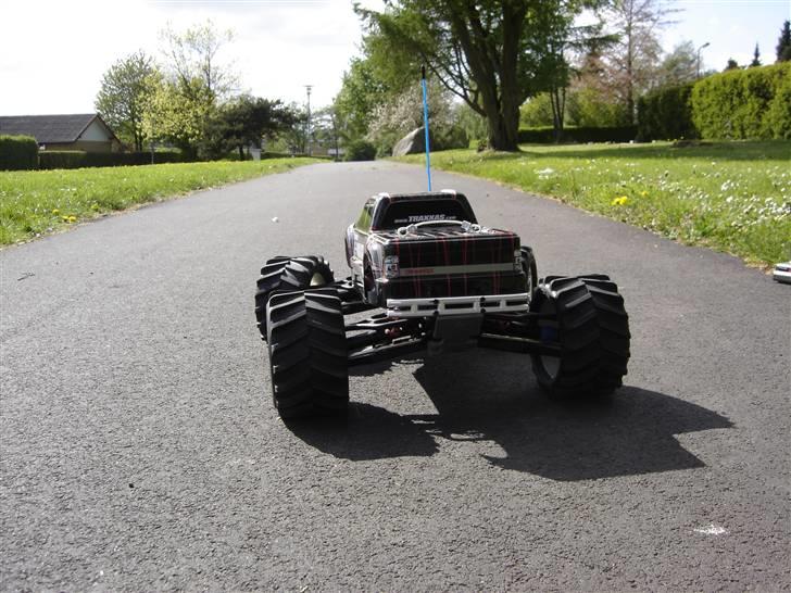 Off-Roader Traxxas E-Maxx billede 8