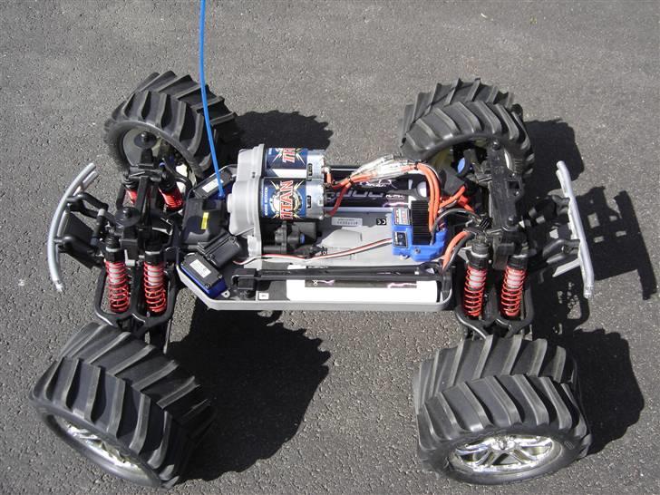 Off-Roader Traxxas E-Maxx billede 10
