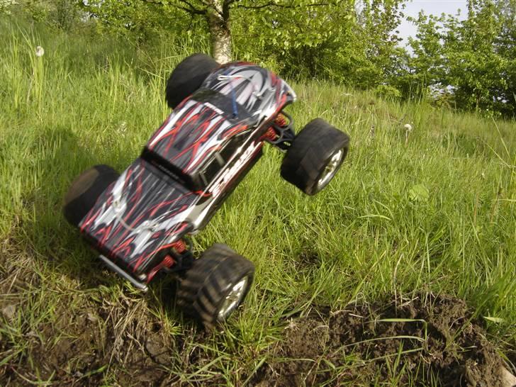Off-Roader Traxxas E-Maxx billede 12