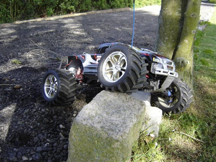 Off-Roader Traxxas E-Maxx billede 17