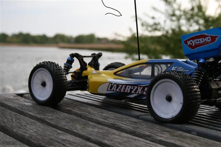 Buggy Kyosho Lazer ZX-5 billede 4