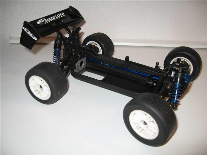 Buggy Associated Rc18 Brushless billede 16