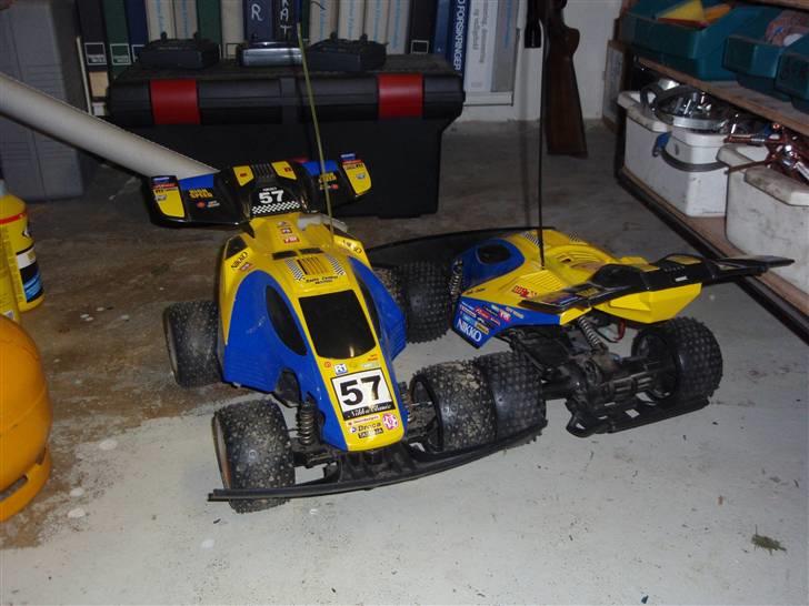 Bil nikko (SOLGT) - mine to racer biler billede 1