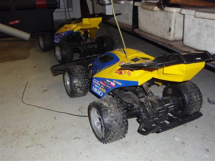 Bil nikko (SOLGT) - holder på stribe billede 11