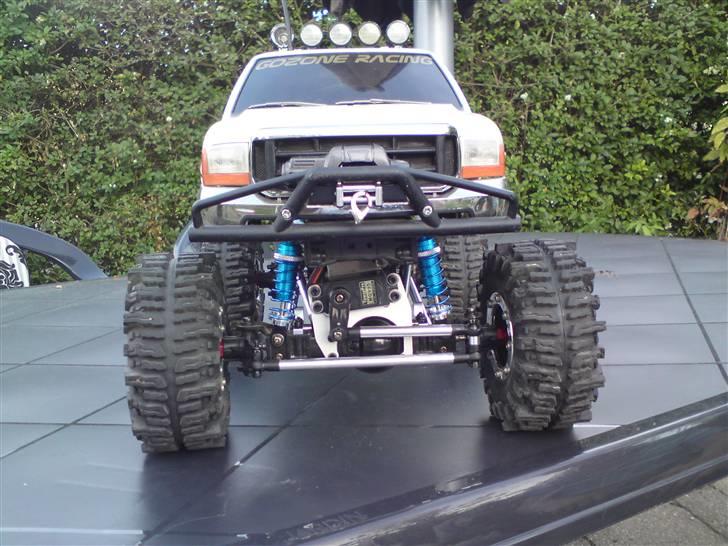 Off-Roader F-350 Hi-Lift 4 Link - Front monteret styre servo billede 3