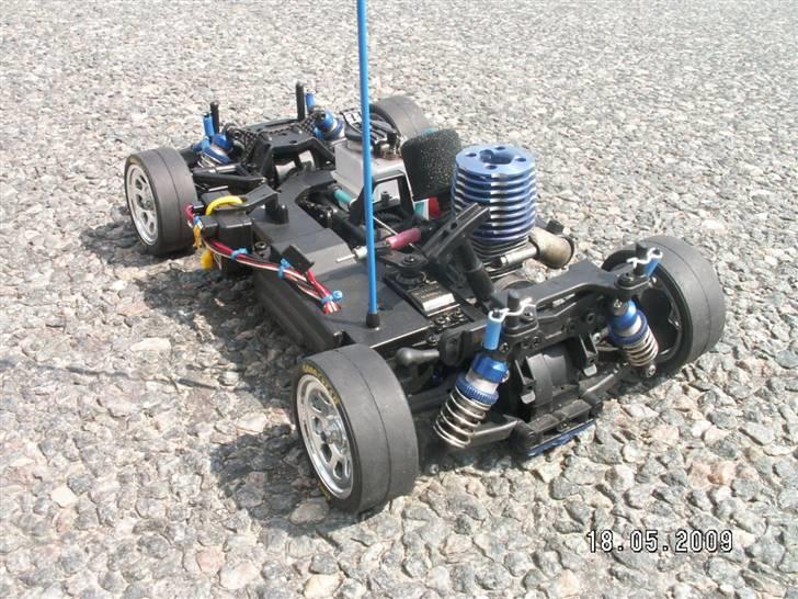 Bil Kyosho FW 05T Nascar 1 - Kyosho FW 05T Chevrolet Monte Carlo Nascar 1. billede 13