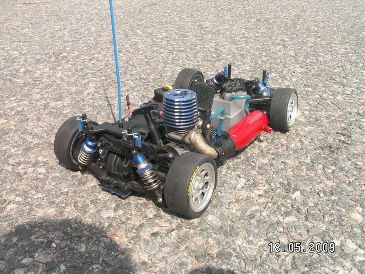 Bil Kyosho FW 05T Nascar 1 - Kyosho FW 05T Chevrolet Monte Carlo Nascar 1. billede 14