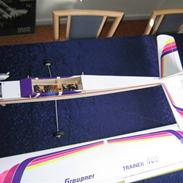 Fly Graupner Trainer 400