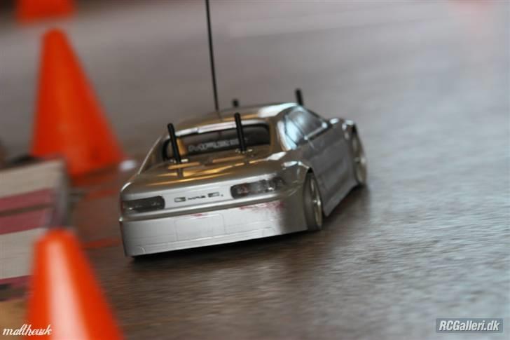 Bil tamiya TA05 (byttet) - tæt på ;P billede 1