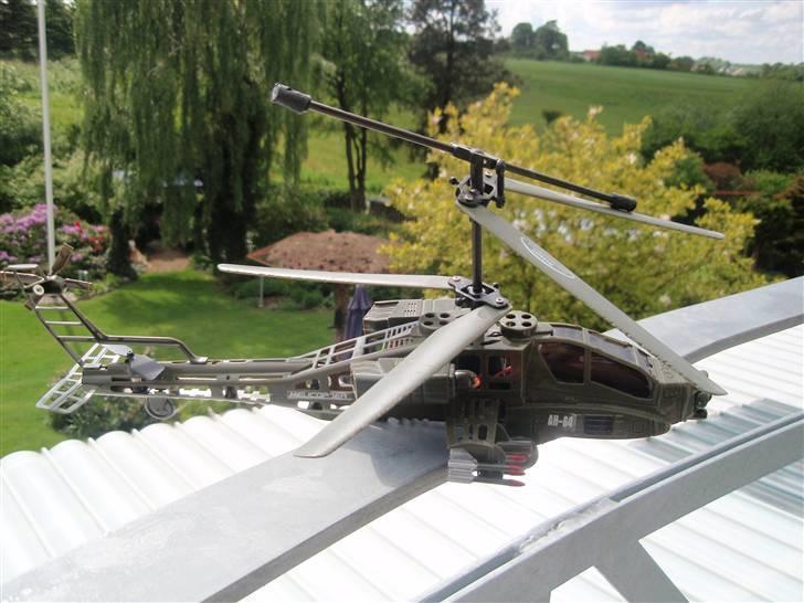 Helikopter AH-64 billede 7