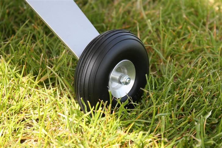 Fly Multiplex Mentor - De er da flotte ikk´? billede 6