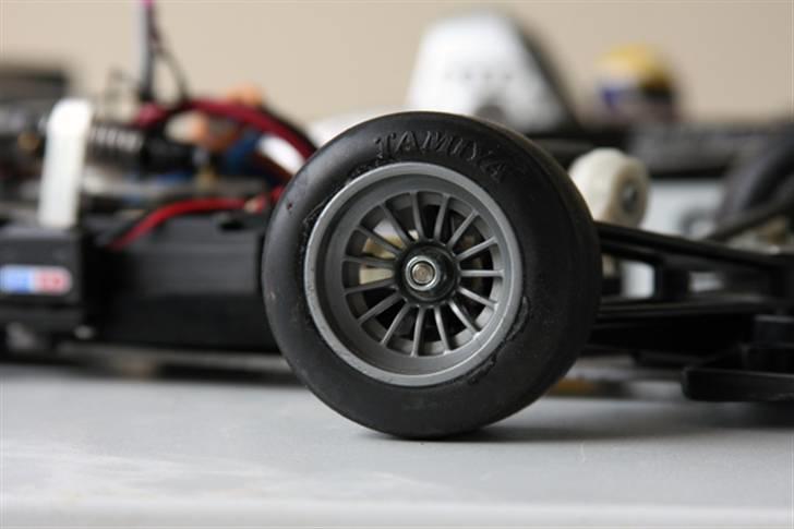 Bil Tamiya F103LM R8R billede 13