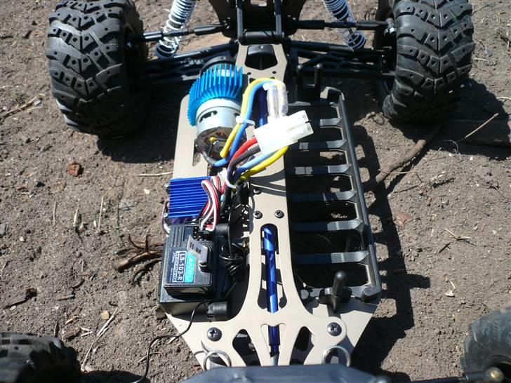 Off-Roader Stealth X09 Truggy billede 10